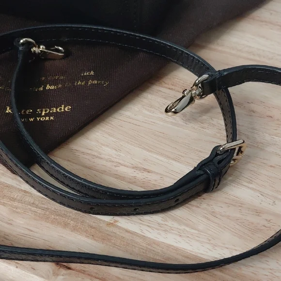 kate spade Two-Tone Black and Cream Tote - Picture 5 of 9